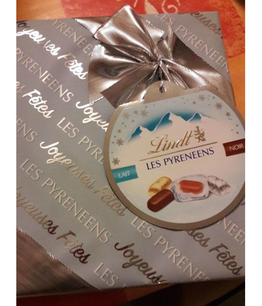 PYRENEENS, JOYEUSE FETES LINDT PYRENEENS, JOYEUSE FETES LINDT