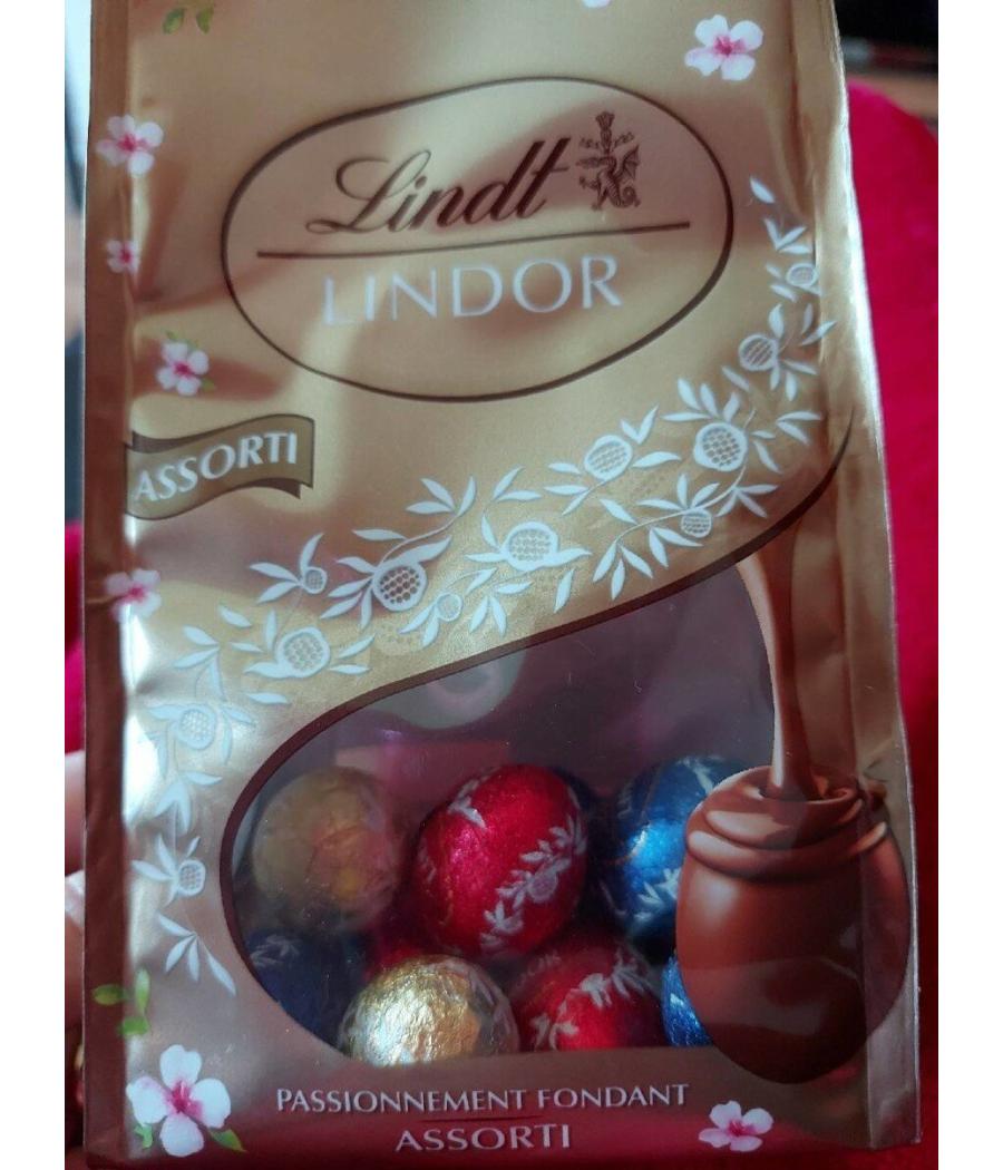 ŒUFS LINDOR ASSORTI LINDT 180G ŒUFS LINDOR ASSORTI LINDT 180G