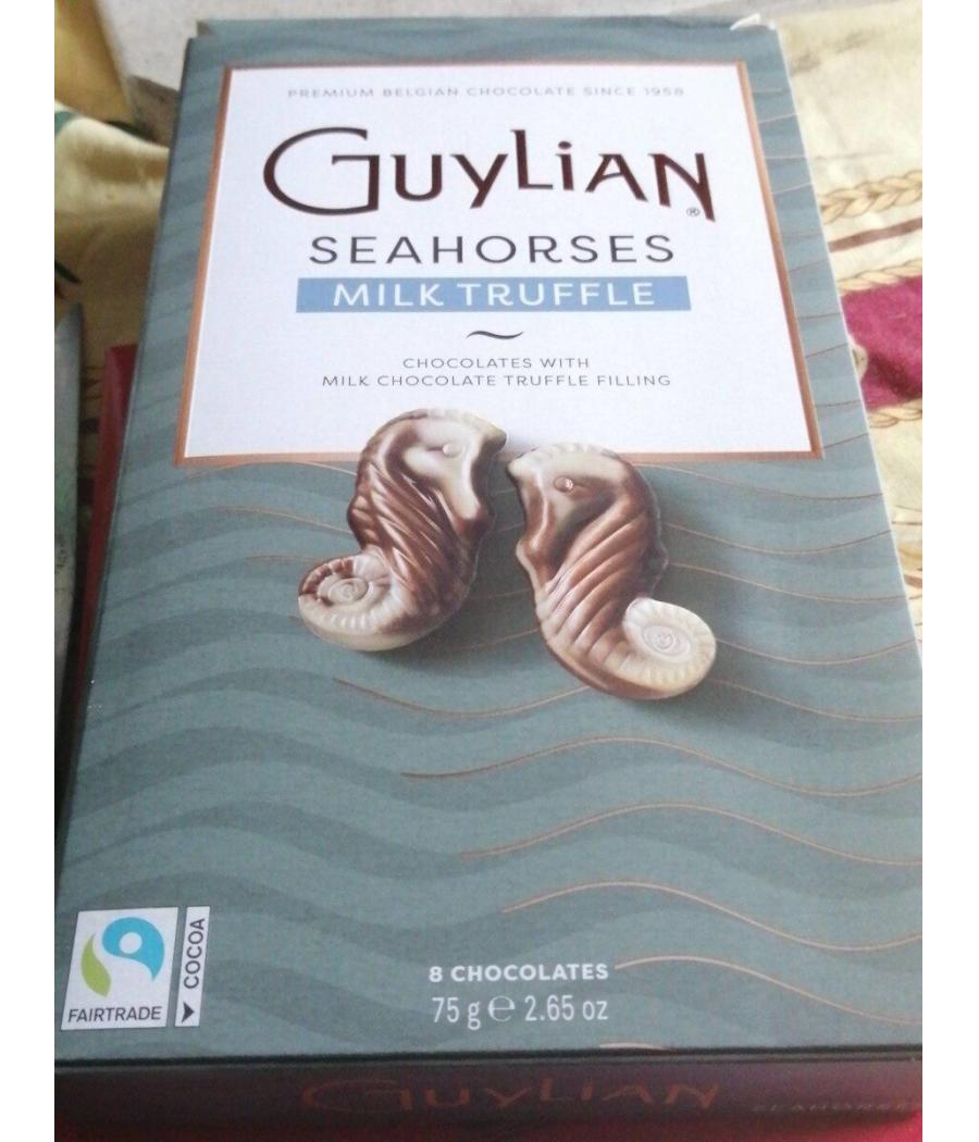 CHOCOLAT CHOCOLAT