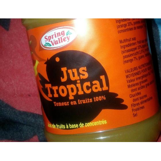 JUS DE FRUITS TROPICAL